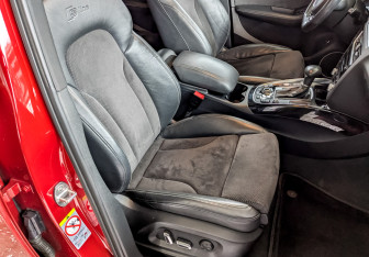 Подержанный автомобиль Audi Q5 2015 года (22 фото)