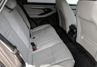 Подержанный автомобиль Land Rover Range Rover Evoque 2022 года (18 фото)
