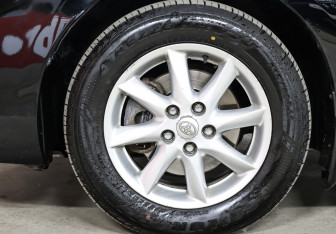 Подержанный автомобиль Toyota Camry Sedan 2011 года (20 фото)