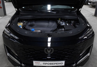 Подержанный автомобиль Changan UNI-K 2023 года (9 фото)