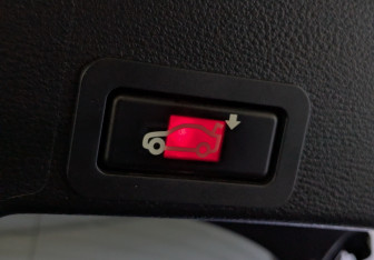 Подержанный автомобиль BMW X6 2013 года (26 фото)