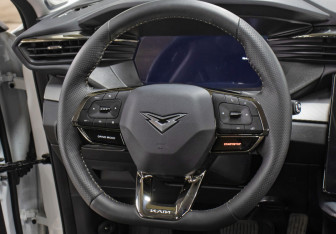 Подержанный автомобиль Kaiyi X7 Kunlun 2024 года (16 фото)