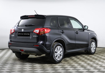 Подержанный автомобиль Suzuki Vitara 2016 года (3 фото)