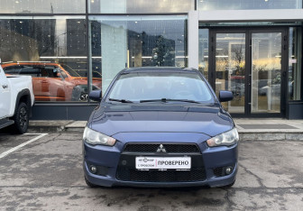 Подержанный автомобиль Mitsubishi Lancer Sedan 2008 года (2 фото)