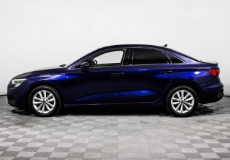 Подержанный автомобиль Audi A3 Sedan 2021 года (8 фото)