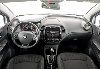 Подержанный автомобиль Renault Kaptur 2019 года (14 фото)