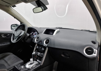 Подержанный автомобиль Renault Koleos 2013 года (13 фото)
