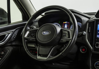 Подержанный автомобиль Subaru Forester Suv 2018 года (10 фото)