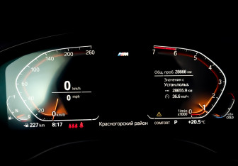 Подержанный автомобиль BMW X4 2021 года (13 фото)