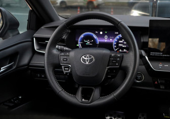 Новый Toyota Camry Sedan 2024 (12 фото)