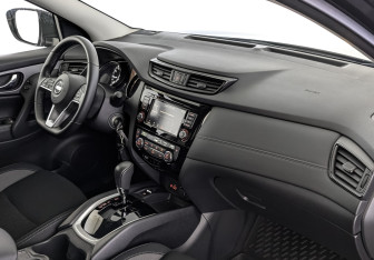 Подержанный автомобиль Nissan Qashqai 2022 года (13 фото)