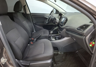 Подержанный автомобиль LADA (ВАЗ) Vesta Sedan 2018 года (10 фото)