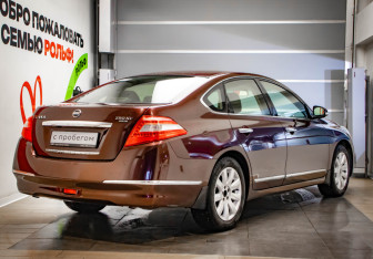 Подержанный автомобиль Nissan Teana 2008 года (4 фото)