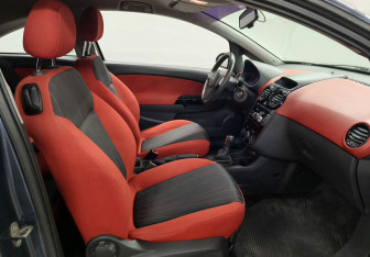 Подержанный автомобиль Opel Corsa 2007 года (9 фото)