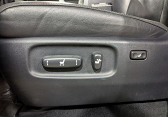 Подержанный автомобиль Toyota Land Cruiser Suv 2016 года (21 фото)