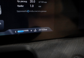 Подержанный автомобиль Jaecoo J8 2024 года (11 фото)