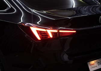 Подержанный автомобиль Changan Eado Plus 2023 года (24 фото)