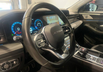 Подержанный автомобиль Jetour X90 Plus 2023 года (13 фото)