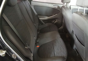 Подержанный автомобиль Hyundai Solaris Sedan 2016 года (10 фото)