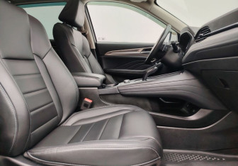 Подержанный автомобиль Haval F7 2021 года (10 фото)