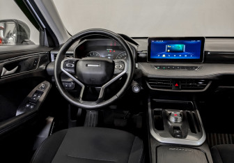 Подержанный автомобиль Haval Jolion 2024 года (28 фото)