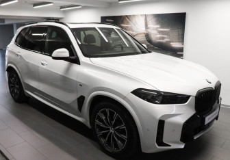 Новый BMW X5 2024 (3 фото)