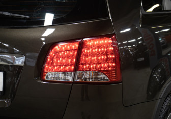 Подержанный автомобиль Kia Sorento 2012 года (22 фото)