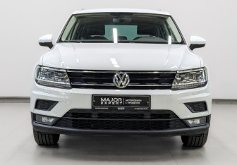 Подержанный автомобиль Volkswagen Tiguan 2018 года (2 фото)