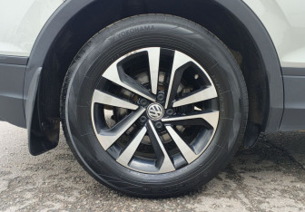 Подержанный автомобиль Volkswagen Tiguan 2020 года (10 фото)