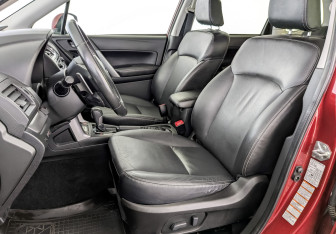 Подержанный автомобиль Subaru Forester Suv 2014 года (20 фото)