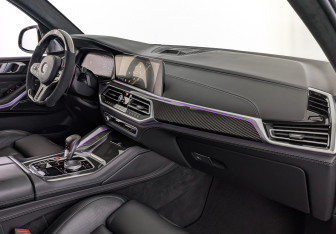 Подержанный автомобиль BMW X5 M 2020 года (13 фото)