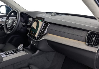 Новый Volvo XC90 2025 (9 фото)