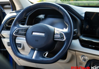 Подержанный автомобиль Haval F7 2022 года (10 фото)