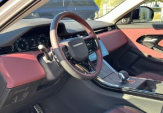 Новый Land Rover Range Rover Evoque 2025 (14 фото)