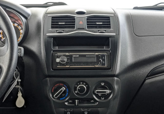 Подержанный автомобиль LADA (ВАЗ) Granta Sedan 2023 года (17 фото)