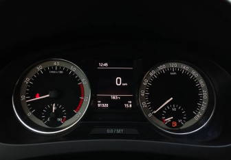 Подержанный автомобиль Skoda Rapid Liftback 2017 года (12 фото)