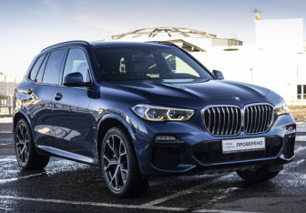 Подержанный автомобиль BMW X5 2019 года (4 фото)