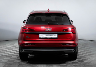 Подержанный автомобиль Audi Q5 2021 года (6 фото)
