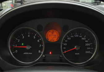 Подержанный автомобиль Nissan X-Trail 2008 года (13 фото)