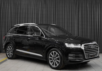Подержанный автомобиль Audi Q7 2019 года (3 фото)