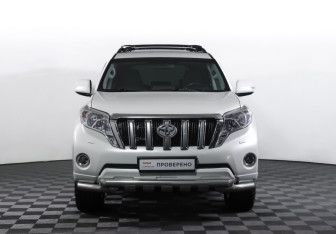 Подержанный автомобиль Toyota Land Cruiser Prado 2015 года (2 фото)