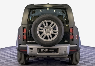 Подержанный автомобиль Land Rover Defender Suv 2021 года (6 фото)
