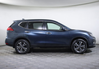 Подержанный автомобиль Nissan X-Trail 2019 года (4 фото)