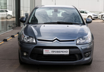 Подержанный автомобиль Citroen C4 Hatchback 2010 года (2 фото)
