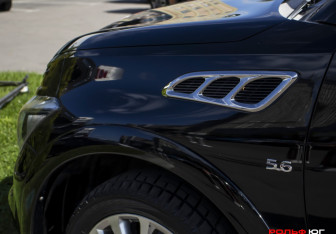 Подержанный автомобиль Infiniti QX80 2015 года (29 фото)