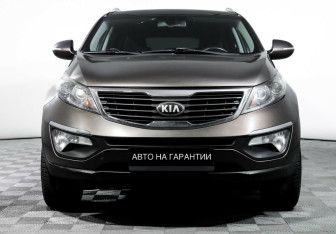 Подержанный автомобиль Kia Sportage 2012 года (2 фото)