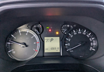 Подержанный автомобиль Toyota Land Cruiser Prado 2021 года (13 фото)