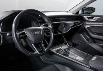 Подержанный автомобиль Audi A6 Sedan 2020 года (14 фото)