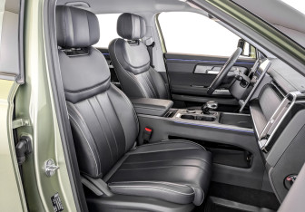 Подержанный автомобиль Changan CS55PLUS 2024 года (23 фото)