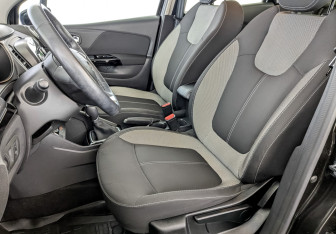 Подержанный автомобиль Renault Kaptur 2021 года (20 фото)